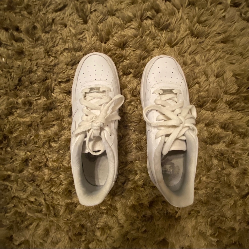 White Air Force - Picture 2 of 2